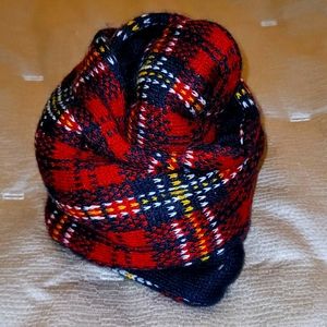 GAP Kids Red and Black Plaid Beanie